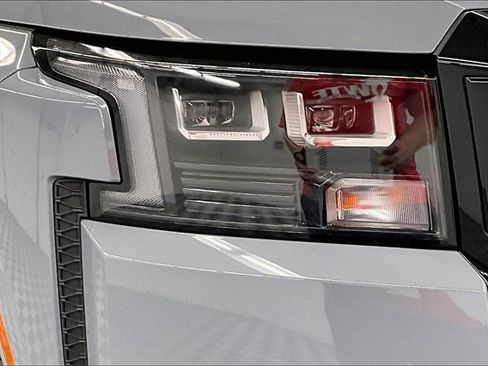 New 2026 Nissan Frontier SV w/ Tow Package image 13