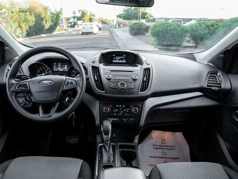 Used 2018 Ford Escape SE image 18