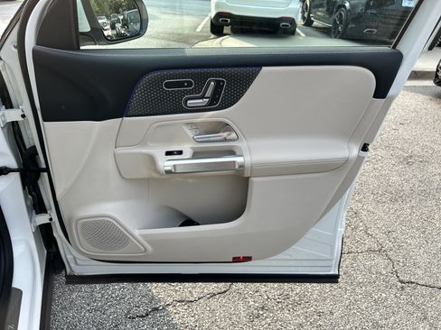 Certified 2024 Mercedes-Benz GLB 250 image 45