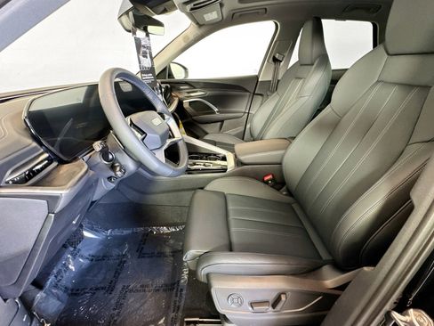 New 2025 Audi Q5 Premium Plus image 17
