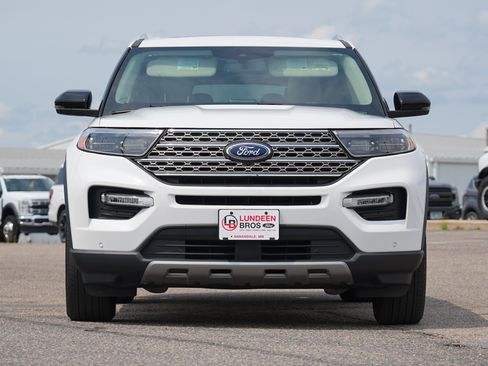 Used 2024 Ford Explorer Limited w/ Limited Technology Package AWD/4WD image 9