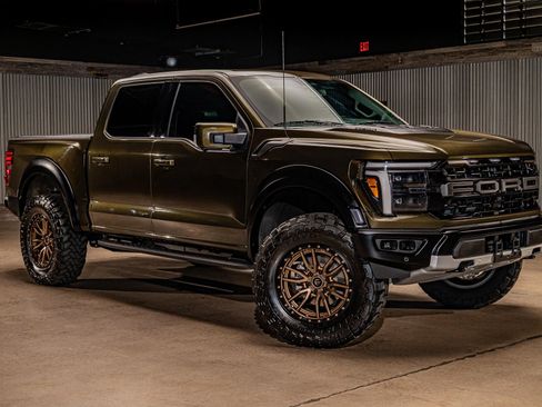 Used 2025 Ford F150 Raptor AWD/4WD image 1