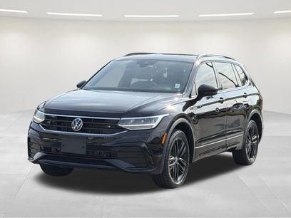 Used 2022 Volkswagen Tiguan SE R-Line