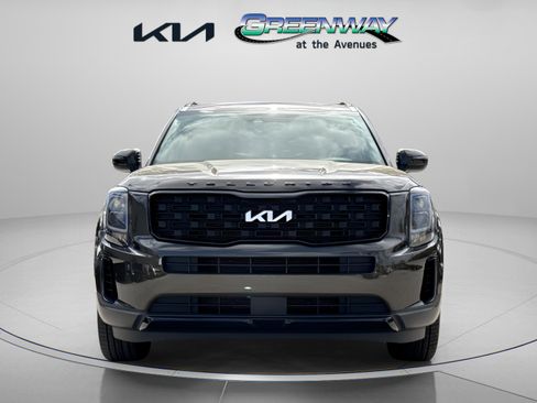 Certified 2022 Kia Telluride EX w/ EX Premium Package image 3