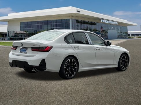 New 2026 BMW 330i Sedan w/ M Sport Package RWD image 10