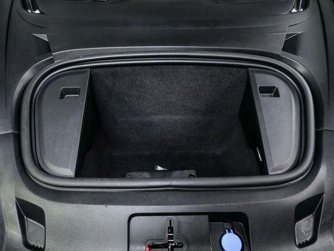 Certified 2021 Porsche Taycan Turbo S image 38