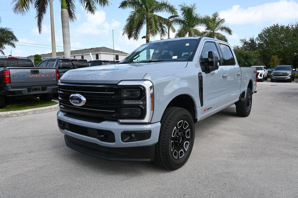 Used 2026 Ford F350 Platinum AWD/4WD image 5