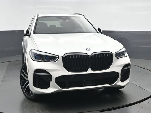 Used 2022 BMW X5 M50i w/ Executive Package AWD/4WD image 8