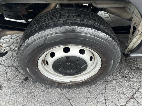 Used 2020 Ford Transit 250 Medium Roof RWD image 9