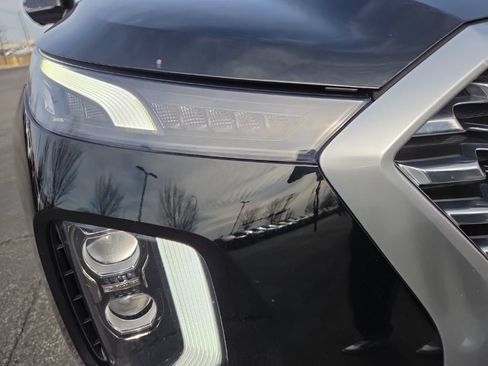 Used 2021 Hyundai Palisade Limited w/ Cargo Package AWD/4WD image 12