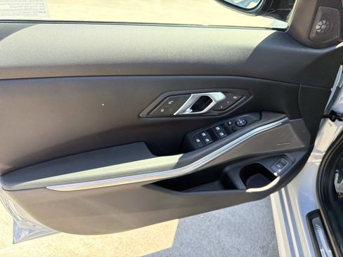 Used 2025 BMW M340i RWD image 13
