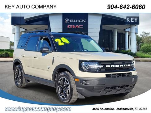 Used 2024 Ford Bronco Sport Outer Banks image 1