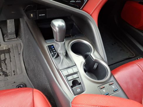 Used 2022 Toyota Camry XSE w/ Navigation Upgrade Package image 10