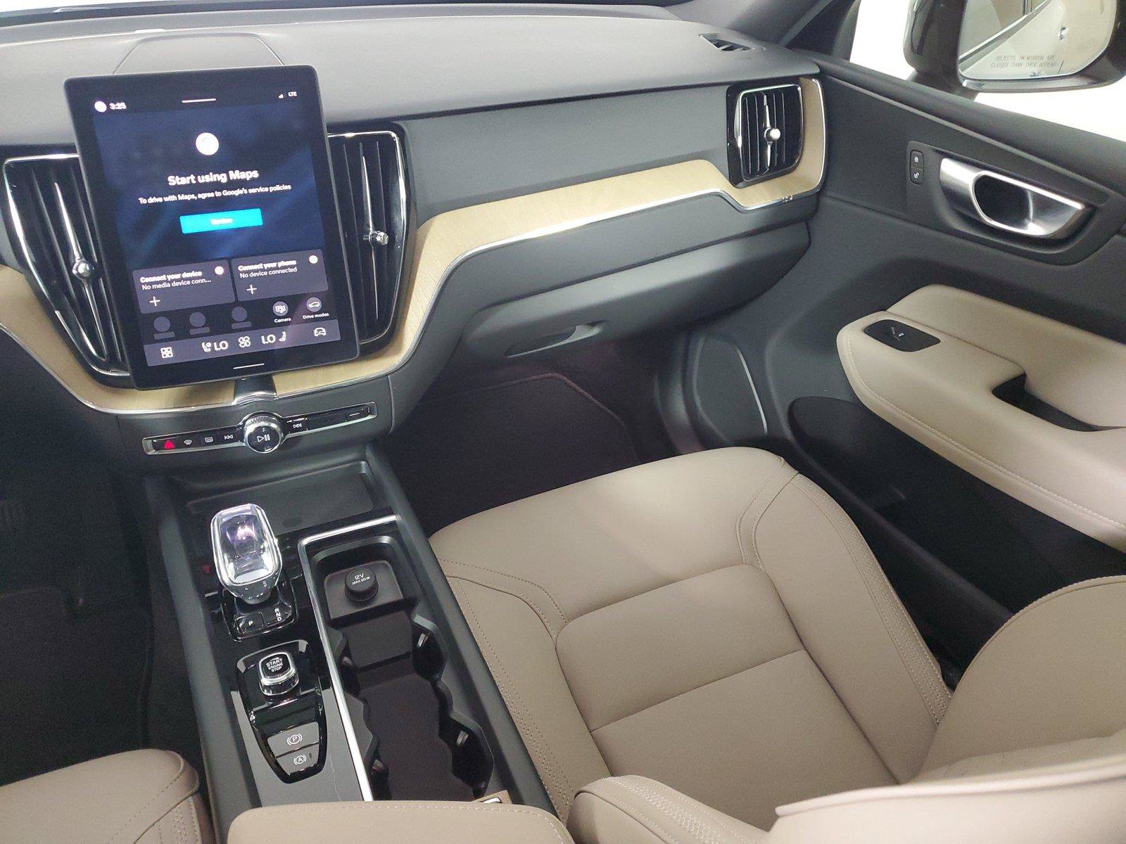 Certified 2026 Volvo XC60 B5 Core AWD/4WD image 17
