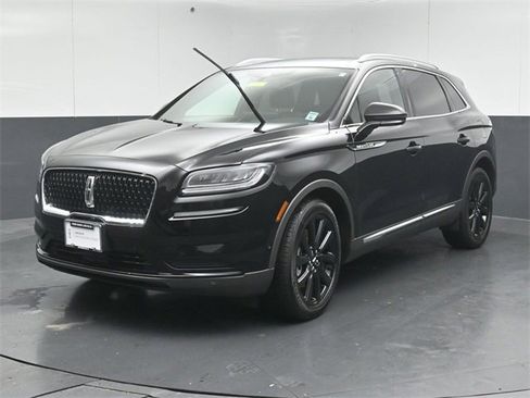 Certified 2023 Lincoln Nautilus Reserve w/ Equipment Group 201A image 3