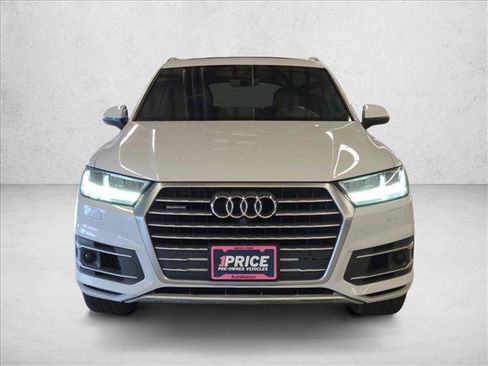 Used 2018 Audi Q7 3.0T Prestige w/ Prestige Package AWD/4WD image 2