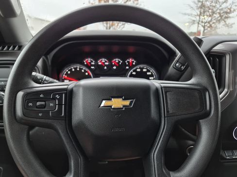 Used 2024 Chevrolet Silverado 1500 Custom image 19