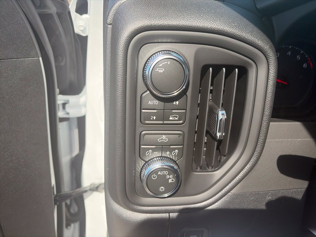 New 2026 GMC Sierra 1500 Pro w/ Graphite Edition AWD/4WD image 19