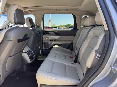 Used 2024 Lincoln Nautilus Reserve w/ Equipment Group 203A image 27