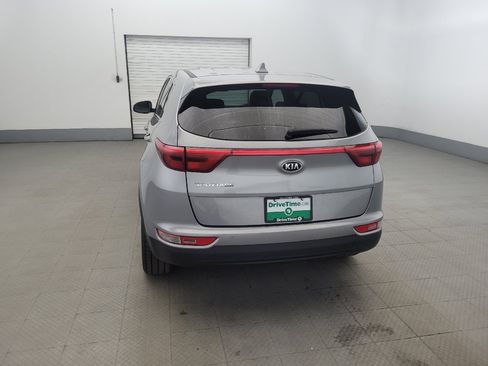Used 2019 Kia Sportage LX AWD/4WD image 6