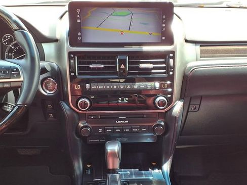 Used 2023 Lexus GX 460 Premium AWD/4WD image 9