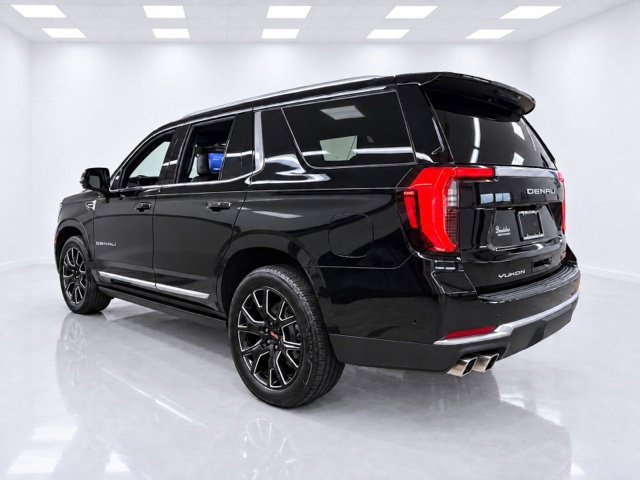 Used 2026 GMC Yukon Denali w/ Denali Reserve Package AWD/4WD image 15