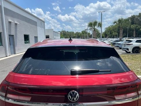 Used 2024 Volkswagen Atlas Cross Sport SEL Premium R-Line AWD/4WD image 5
