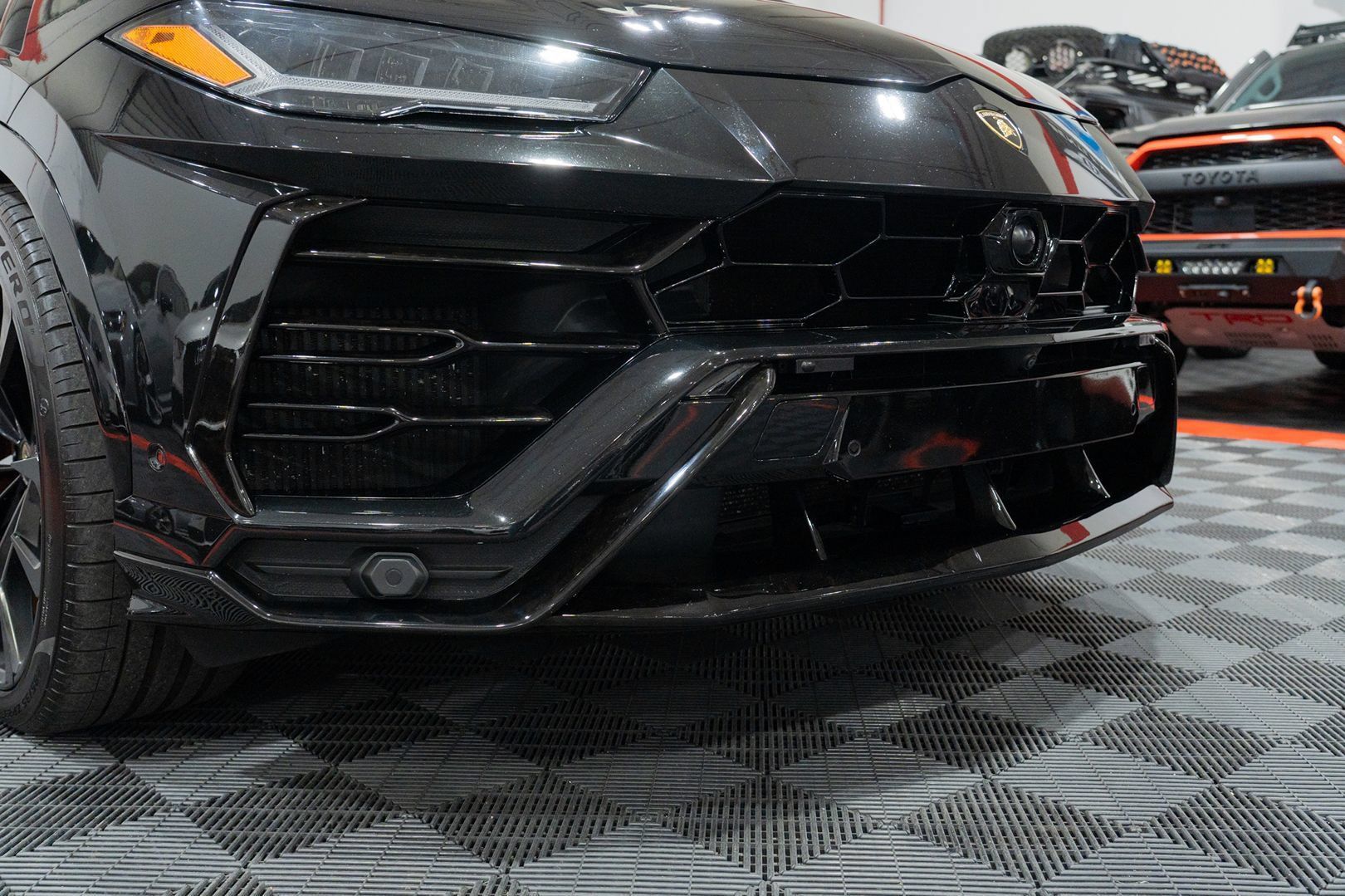 Used 2021 Lamborghini Urus AWD/4WD image 21