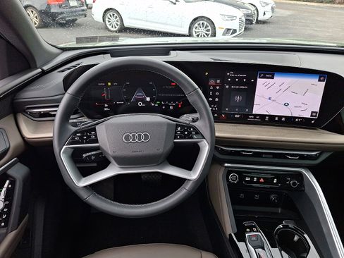 Certified 2025 Audi Q5 Premium Plus w/ Premium Plus image 12