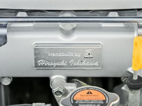 Used 2020 Nissan GT-R Premium AWD/4WD image 18