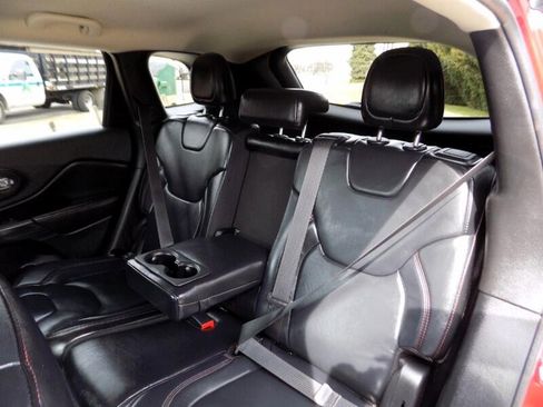 Used 2014 Jeep Cherokee Trailhawk w/ Leather Interior Group image 21