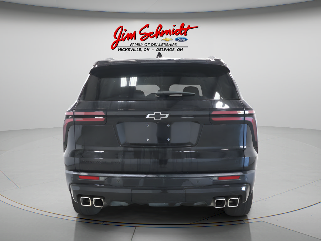 Used 2024 Chevrolet Traverse LT w/ Midnight/Sport Edition AWD/4WD image 4