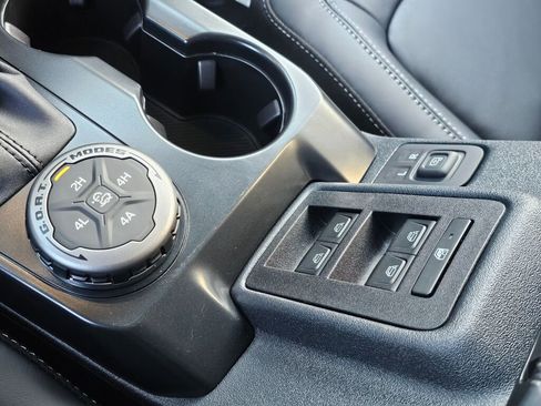 New 2026 Ford Bronco Outer Banks AWD/4WD image 20