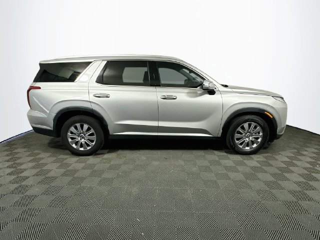 Used 2024 Hyundai Palisade SEL FWD image 11