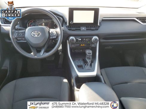 Used 2023 Toyota RAV4 LE image 19