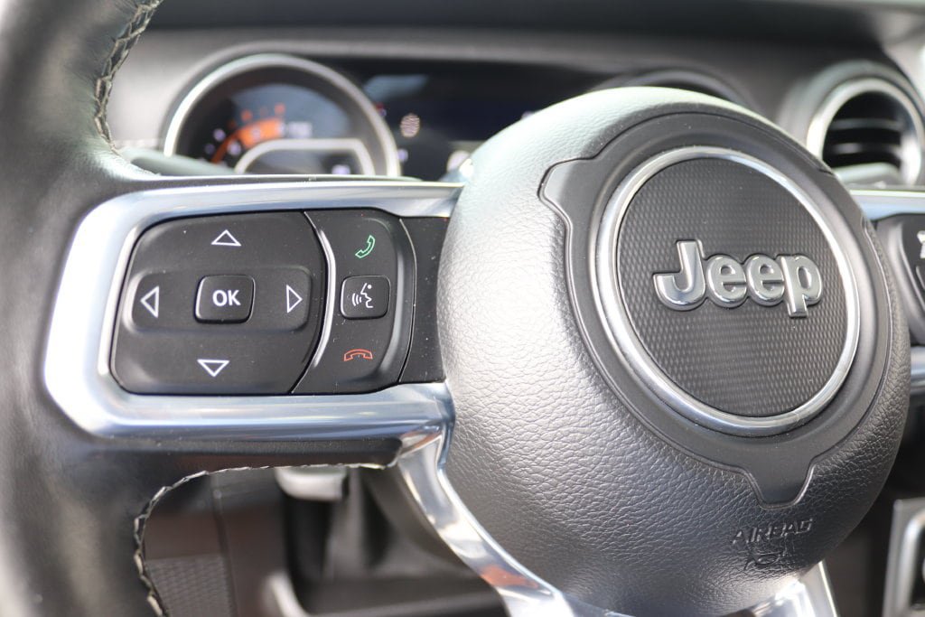 Used 2021 Jeep Wrangler Unlimited Sahara w/ Uconnect 4C Nav & Sound Group AWD/4WD image 34