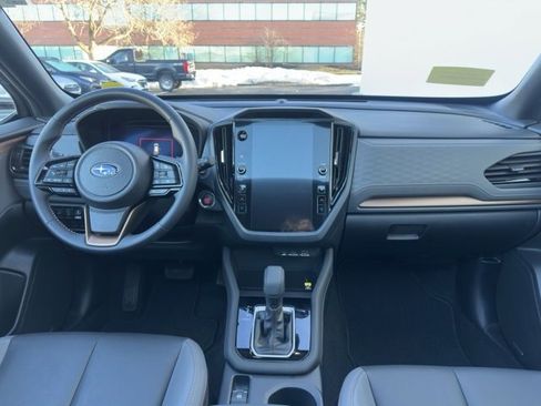Used 2025 Subaru Forester Sport image 26