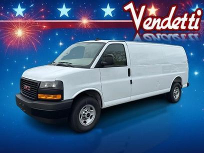 New 2025 GMC Savana 3500 Extended w/ Driver Convenience Package