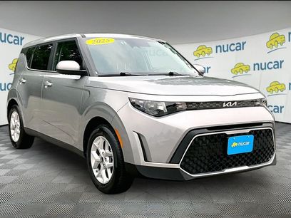 Used 2025 Kia Soul LX