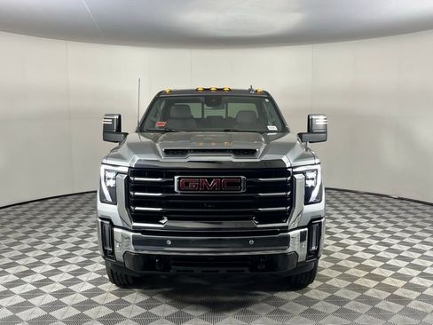Used 2024 GMC Sierra 3500 SLT w/ SLT Convenience Package image 5