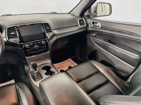 Used 2022 Jeep Grand Cherokee Limited AWD/4WD image 23