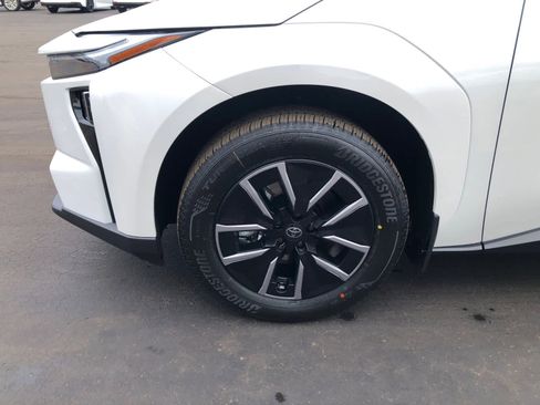 New 2026 Toyota bZ XLE image 41