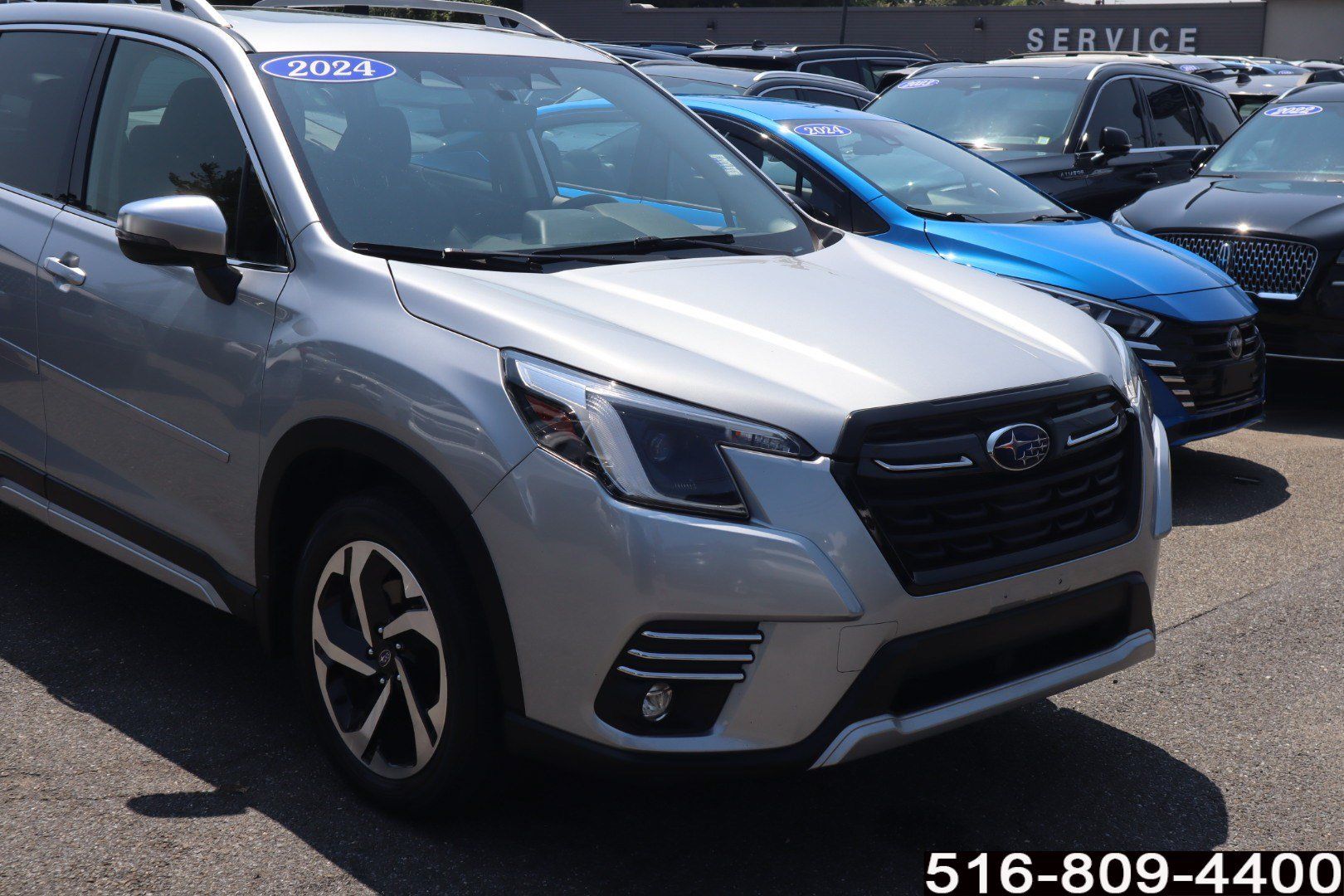 Used 2024 Subaru Forester Touring AWD/4WD image 2