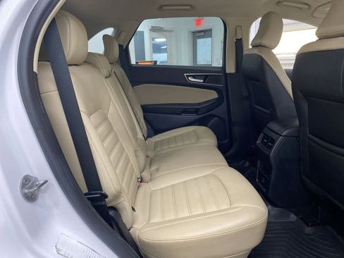 Used 2021 Ford Edge SEL image 18