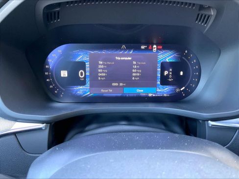 New 2026 Volvo XC60 B5 Ultra w/ Climate Package AWD/4WD image 19