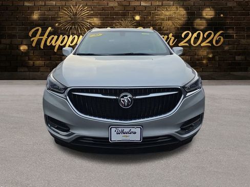 Used 2020 Buick Enclave Essence w/ Sound and Sites Package image 8