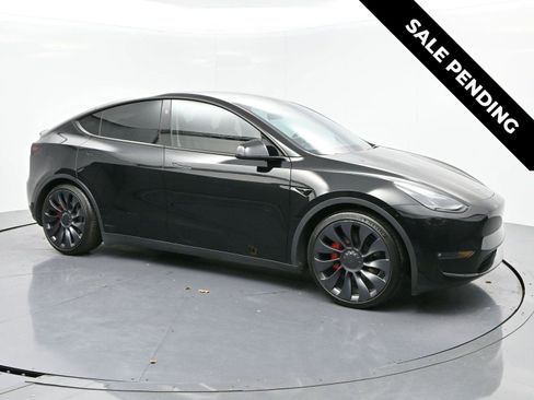 Used 2024 Tesla Model Y Performance image 1