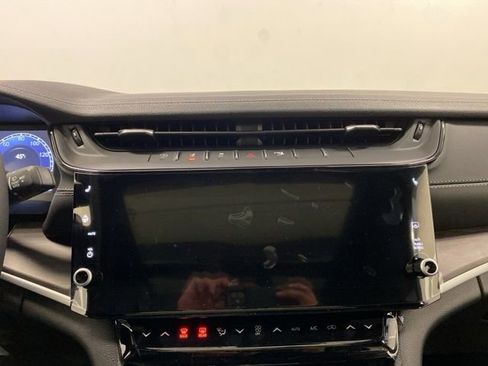 New 2026 Jeep Grand Cherokee L Limited AWD/4WD image 10