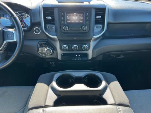 Used 2022 RAM 1500 Big Horn AWD/4WD image 7