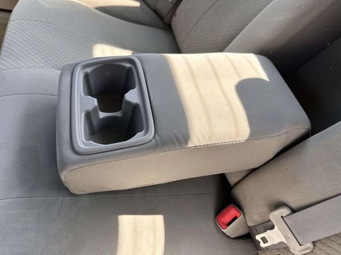 Used 2009 Toyota Camry FWD image 14